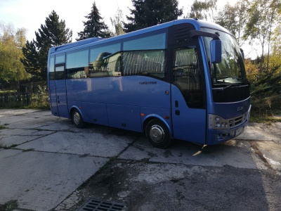 Prenájom autobusu ISUZU - modrý